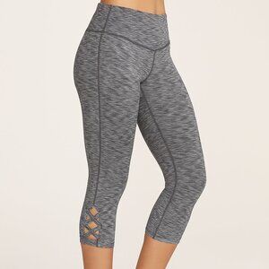 Gap Fit Capri Leggings Womens Small Lot of 2 Blackout Techno Cross Gray